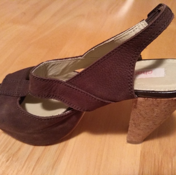Suede Cork-Heeled Platform Sandals - Picture 4 of 5